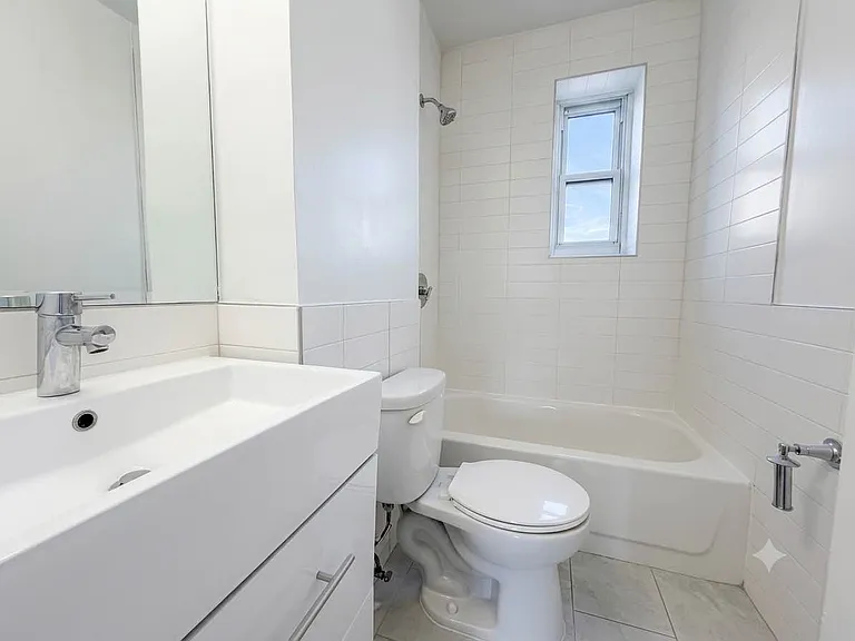 1080 Amsterdam Ave #1802 — Photo 11