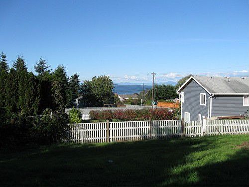 5th image of 15 Stillaguamish Ave
