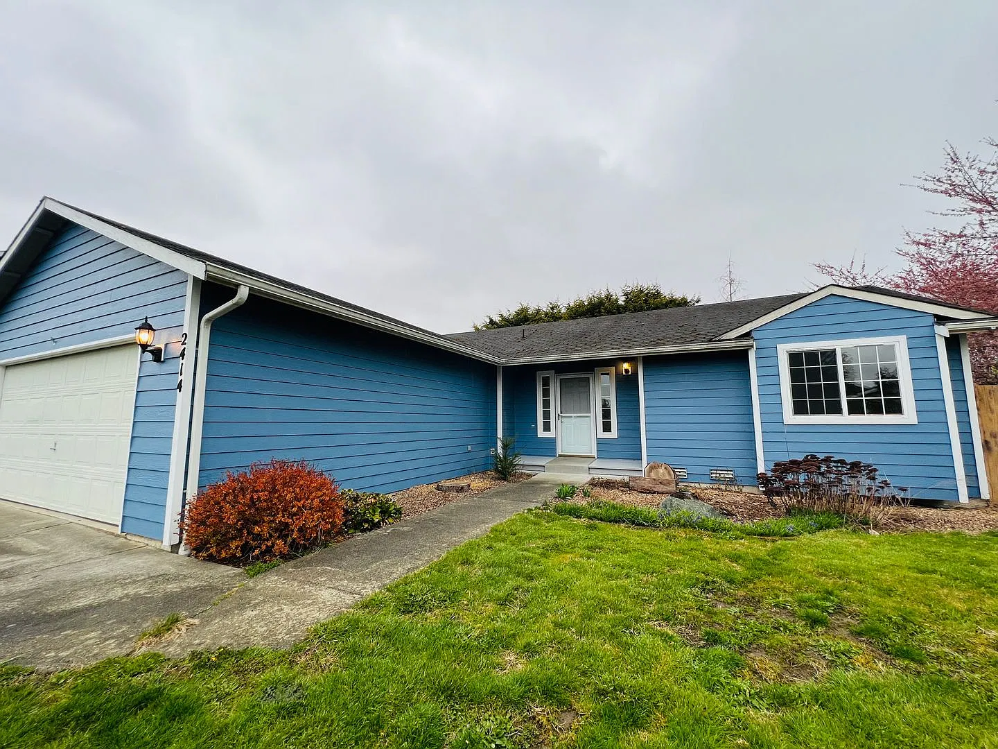 3 Bedroom 2 Bath Mount Vernon — Photo 1