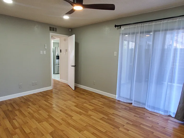 15889 Preston Rd #1004 — Photo 14
