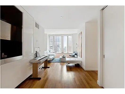 Rented by Douglas Elliman | media 30