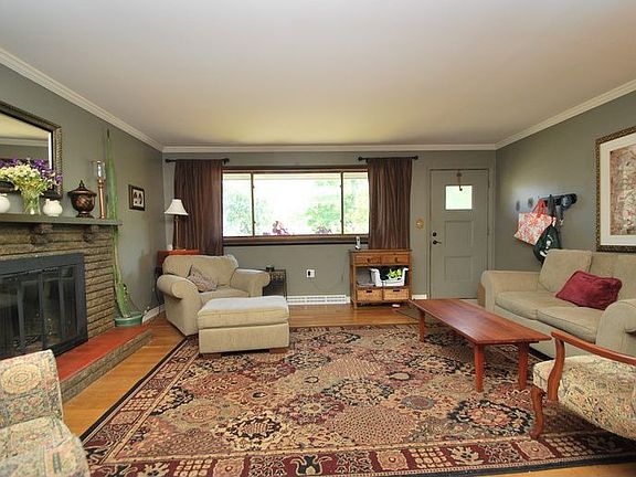 2nd image of 8693 Eldora Dr