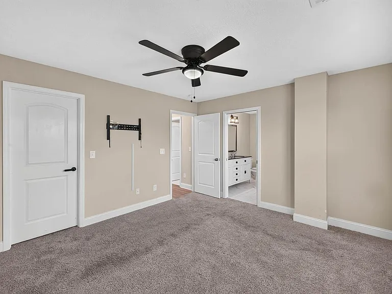 934 Boyd Ln — Photo 22