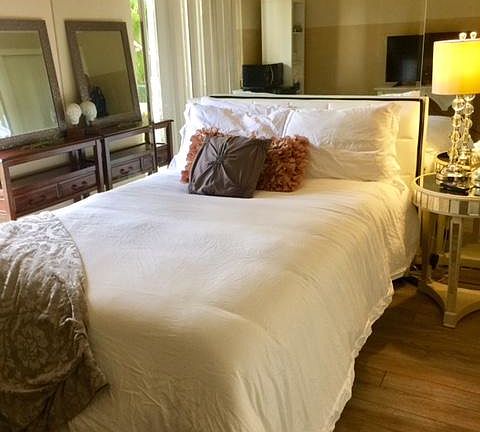 Palm desert private suite double bed and twin bed