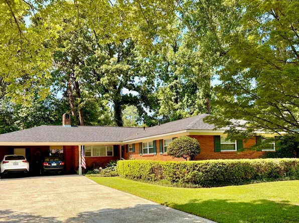 320 Emerson Dr, Hattiesburg, MS 39401
