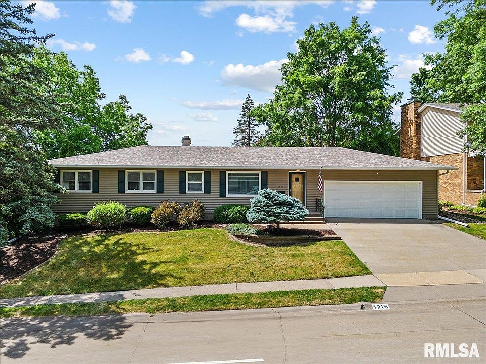 1st image of 1315 Hayes Ct