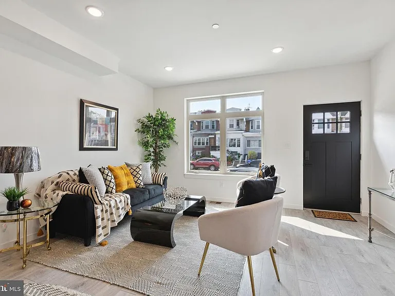 5629 Warrington Ave — Photo 19