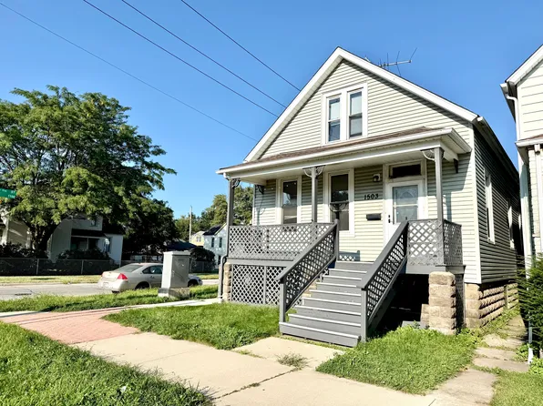 1503 Roberts Ave, Whiting, IN 46394