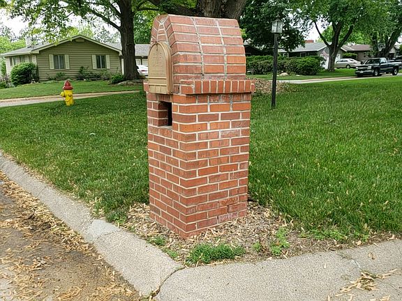 Mail Box