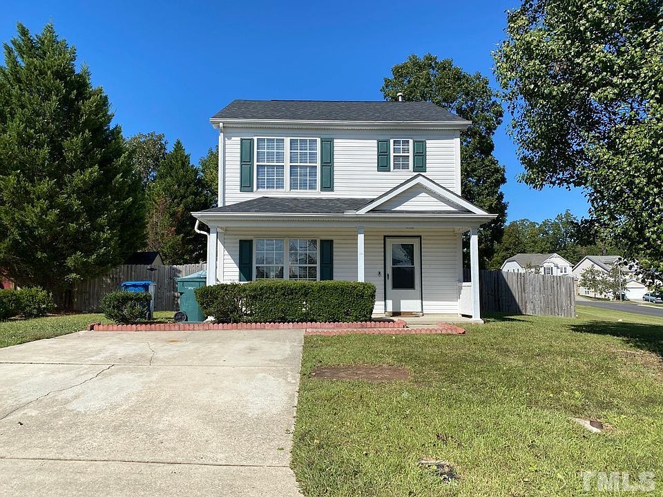 1st image of 3615 Thornwood Dr