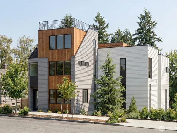 10428 66th Avenue S, Seattle, WA 98178