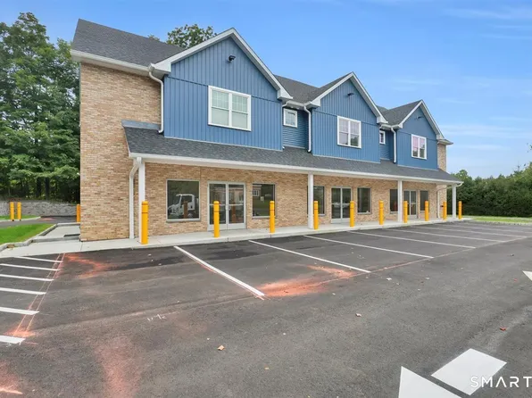 1347 New Haven Rd, Naugatuck, CT