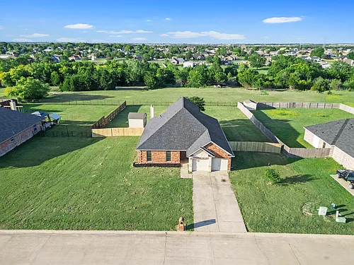 105A Southview Dr Photo 1