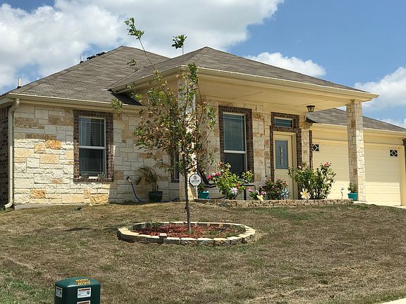 3rd image of 2701 Tara Dr