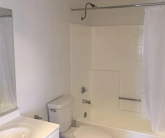 5322 Lexington Ave #2 — Photo 7