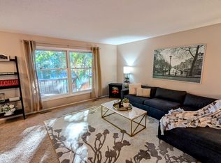 12005 90th Ave N, Maple Grove, MN 55369