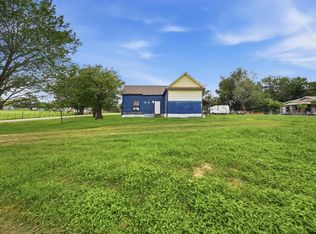 148 Brenham St, Mc Dade, TX 78650