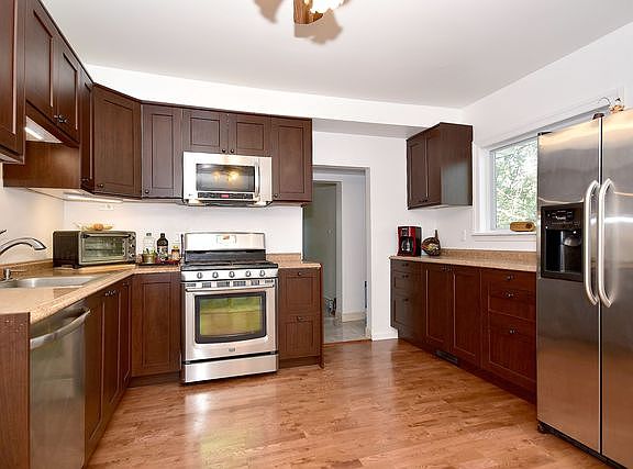 5th image of 68 S Glenview Ave