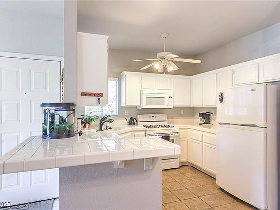 5th image of 1830 N Buffalo Dr Unit 2084