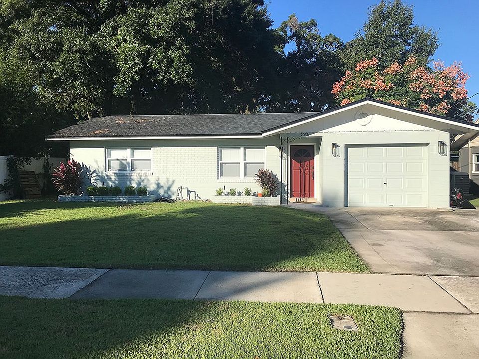 1st image of 2034 Essex Pl