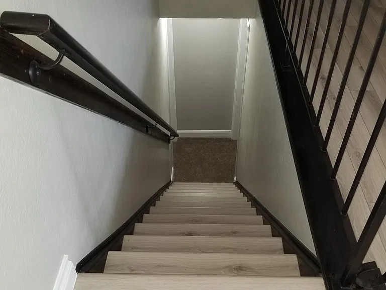 2058 Sumac St — Photo 25
