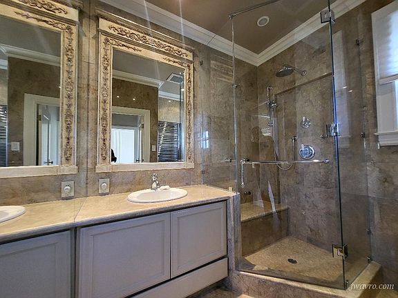 5th image of 3101 Clay St APT 6