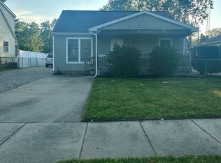 215 Winifred Ave #A & B, Lansing, MI 48917