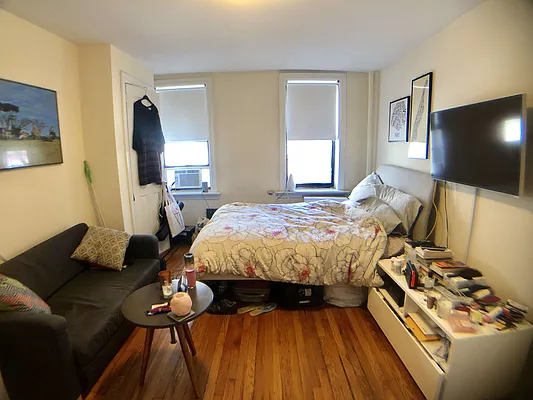 Rented by Ink Realty Services LLC | media 9