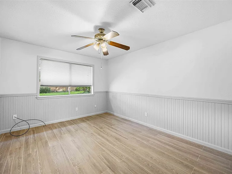 16202 Mill Point Dr — Photo 18