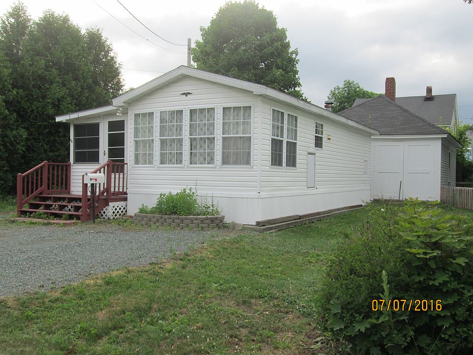 Trailer on it's Own lot