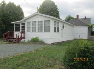 9 Elm St, Gorham, NH 03581