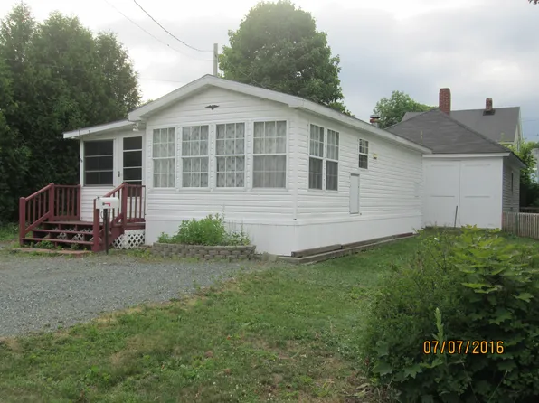9 Elm St, Gorham, NH 03581