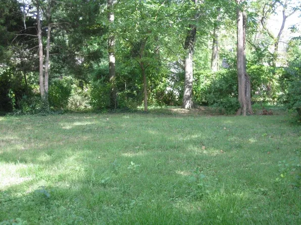 130 S Virginia Ave, Falls Church, VA 22046