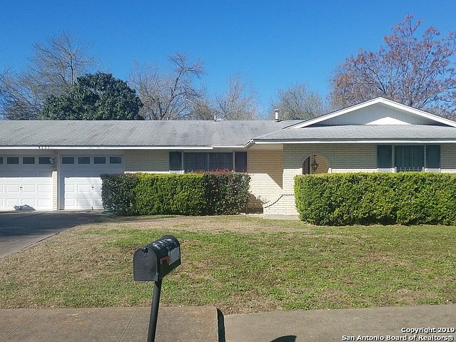 1st image of 4131 Treehouse Dr