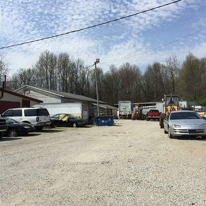 2nd image of 1922 E National Ave