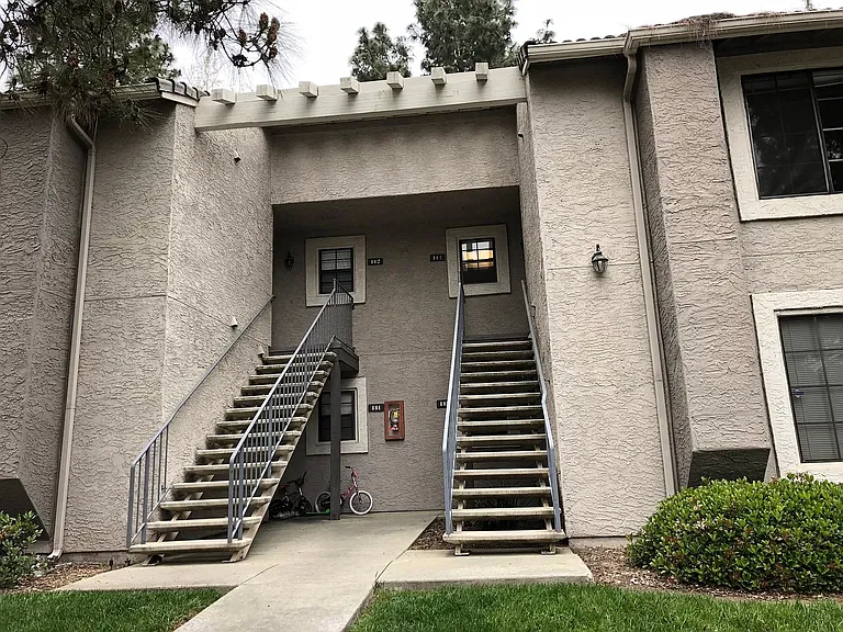 15008 Avenida Venusto #142 — Photo 9