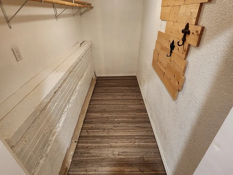 804 E Main St #4 — Photo 7