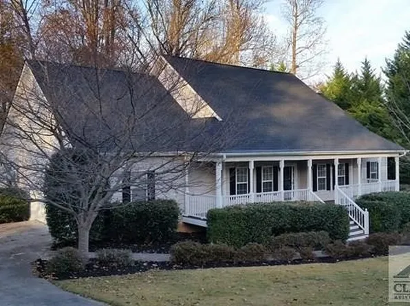 149 Walnut Ridge Dr, Hoschton, GA 30548