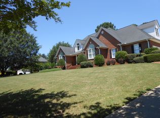 130 N Woodfin Ridge Dr, Inman, SC 29349