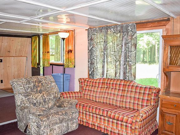 5th image of 8840 E Amber Lake Rd