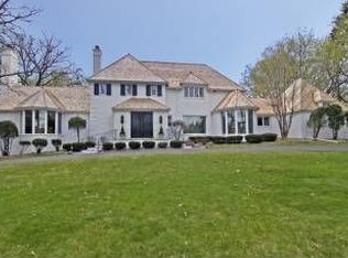 408 Wilshire Walk, Hopkins, MN 55305