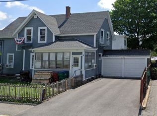28 Robert St FLOOR 2, Lowell, MA 01854