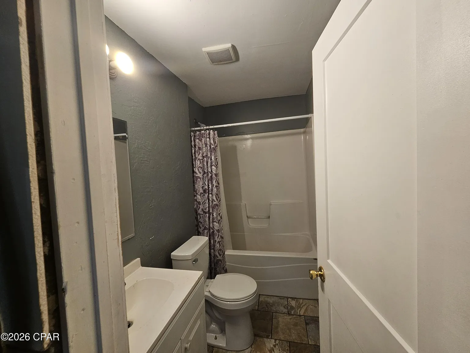 2 bed, 1128 sqft, $1,250 — Photo 4