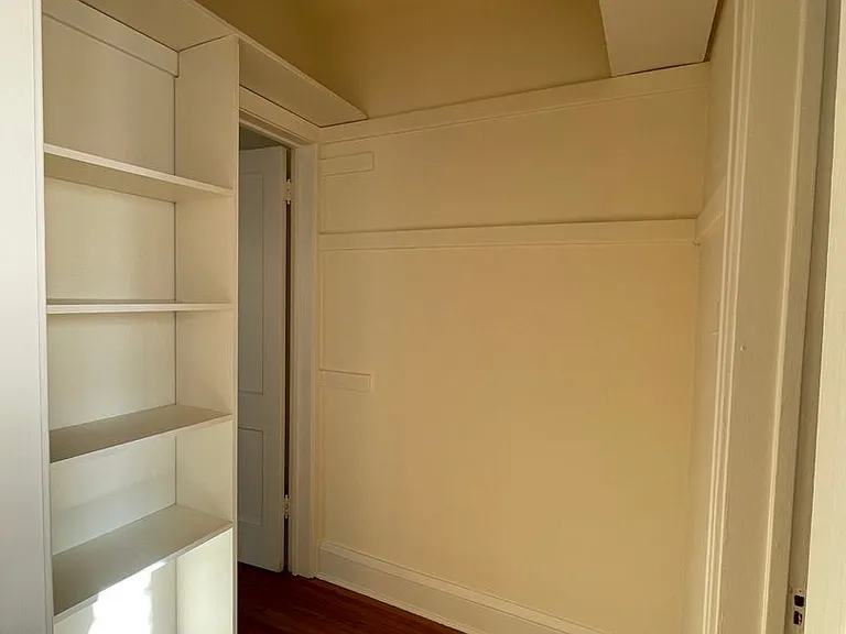 Kewanis Court Apartments — Photo 10