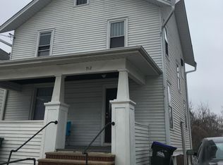 912 Iowa Ave, Iowa City, IA 52240