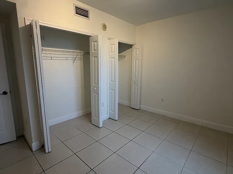 6357 SW 8th St #714 — Photo 31