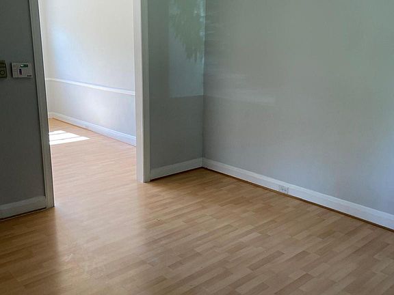 2nd image of 953 North Hill Road