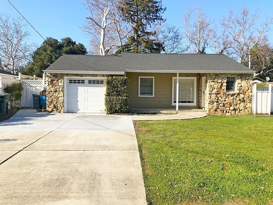 1st image of 10849 Barranca Dr