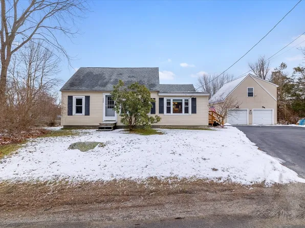 358 Blackstone St, Blackstone, MA 01504