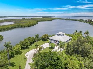 2560 Tarpon Rd, Palmetto, FL 34221